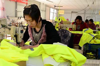 來料加工業助農增收