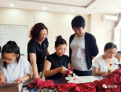 政府副縣長呼鵬燕調(diào)研石樓縣來料加工工作