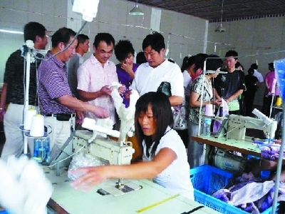 蘭溪攜手義烏，3000萬(wàn)元來(lái)料加工訂單助力區(qū)域經(jīng)濟(jì)協(xié)同發(fā)展