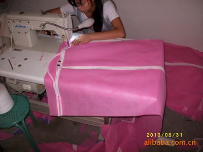 簡易衣柜套來料加工 價格、廠家與市場概況